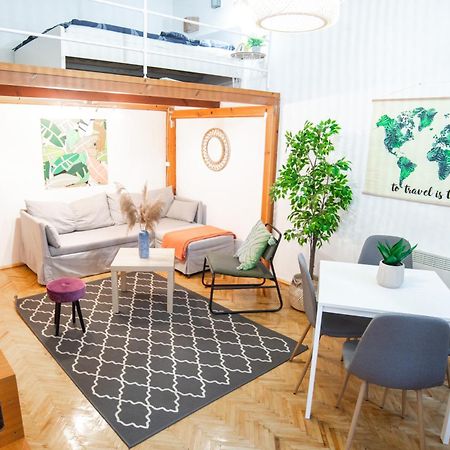Lovely Apartment In Erzsebetvaros A57 บูดาเปสต์ ภายนอก รูปภาพ